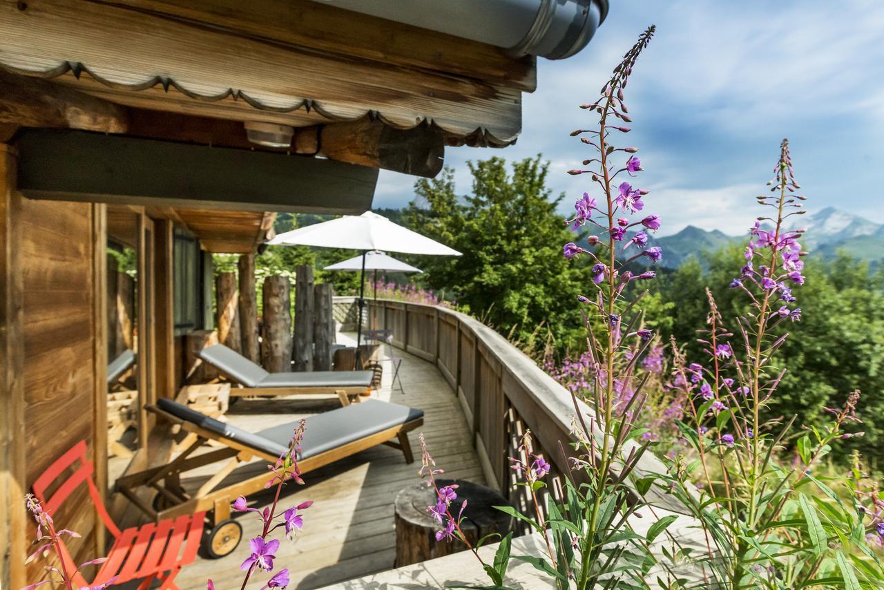 Marc Veyrat - La Maison Des Bois Hotel Manigod Exterior photo